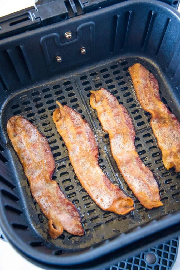 bacon in air fryer basket