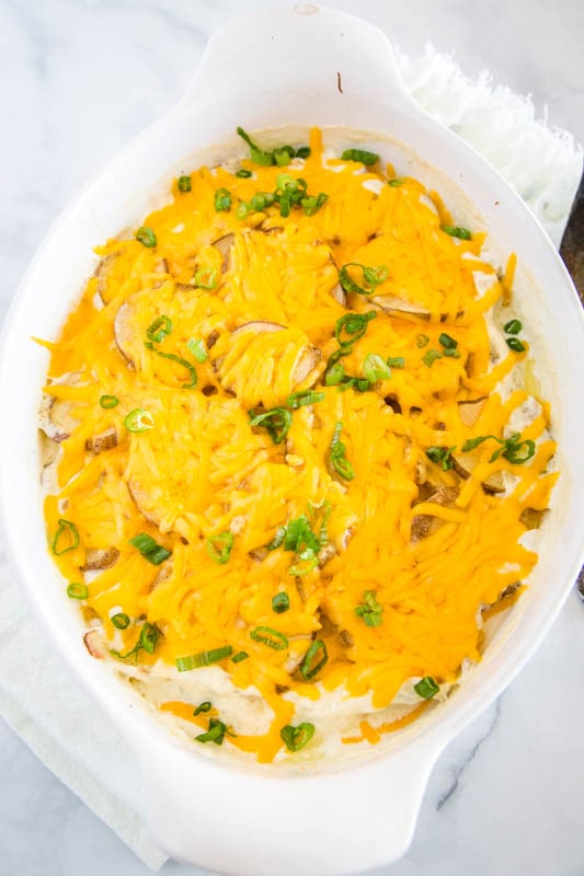 Cheesy, creamy and delicious! Au Gratin Potatoes are way easier to make than you think and a great additional to almost any meal.