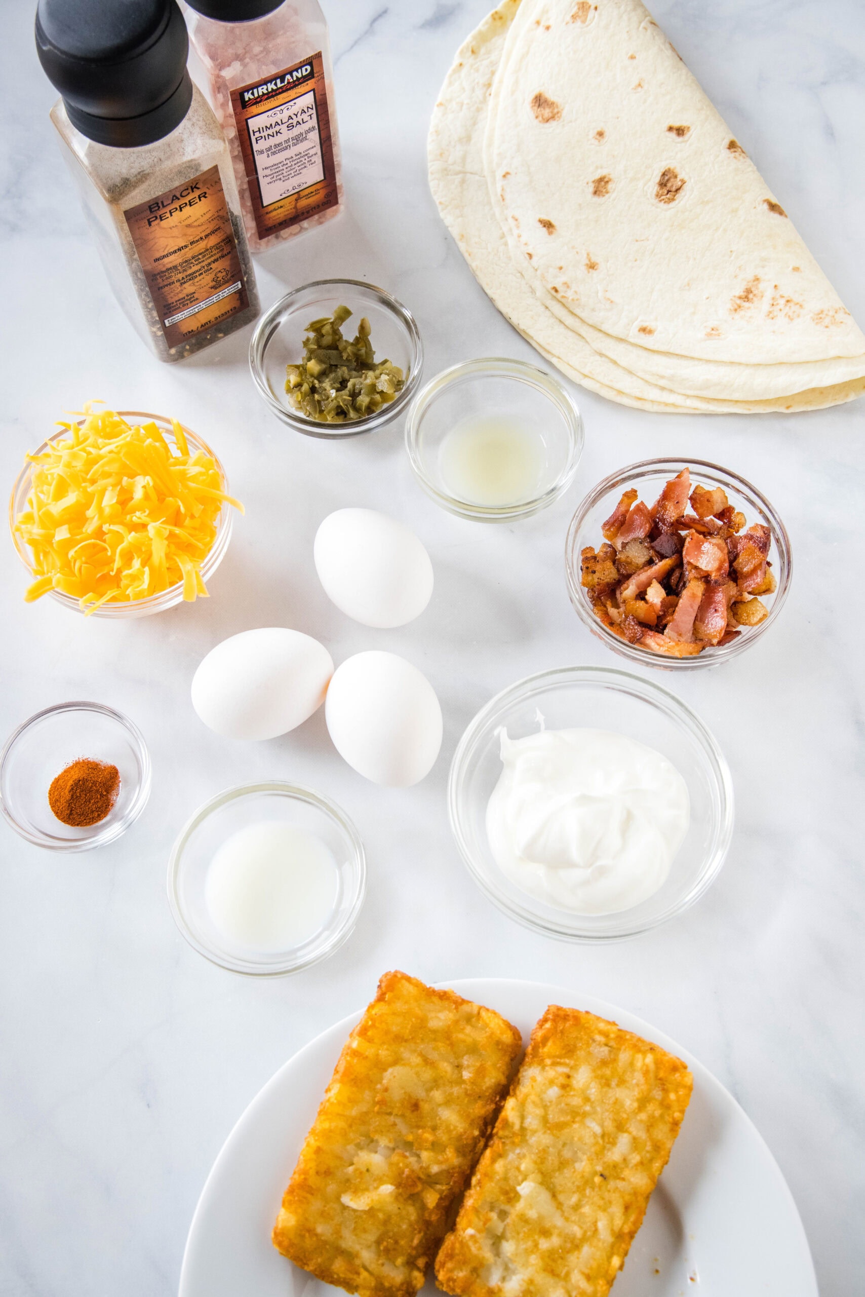 Breakfast crunchwrap ingredients.