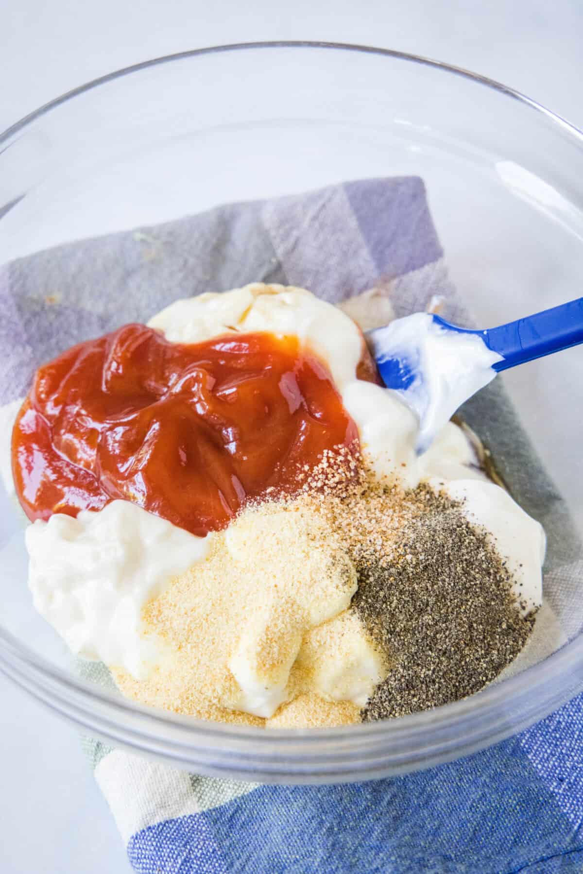 canes sauce ingredients in mixing bowl