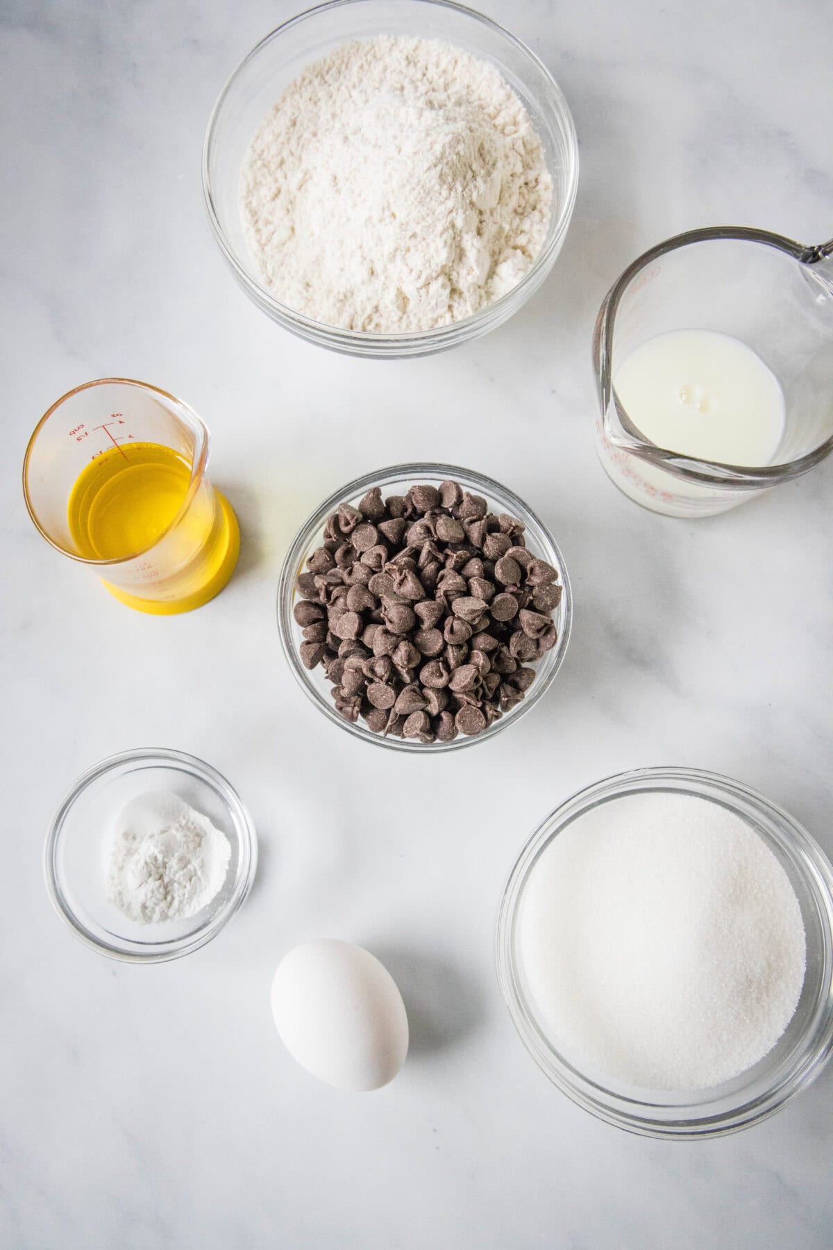 chocolate chip muffin ingredients