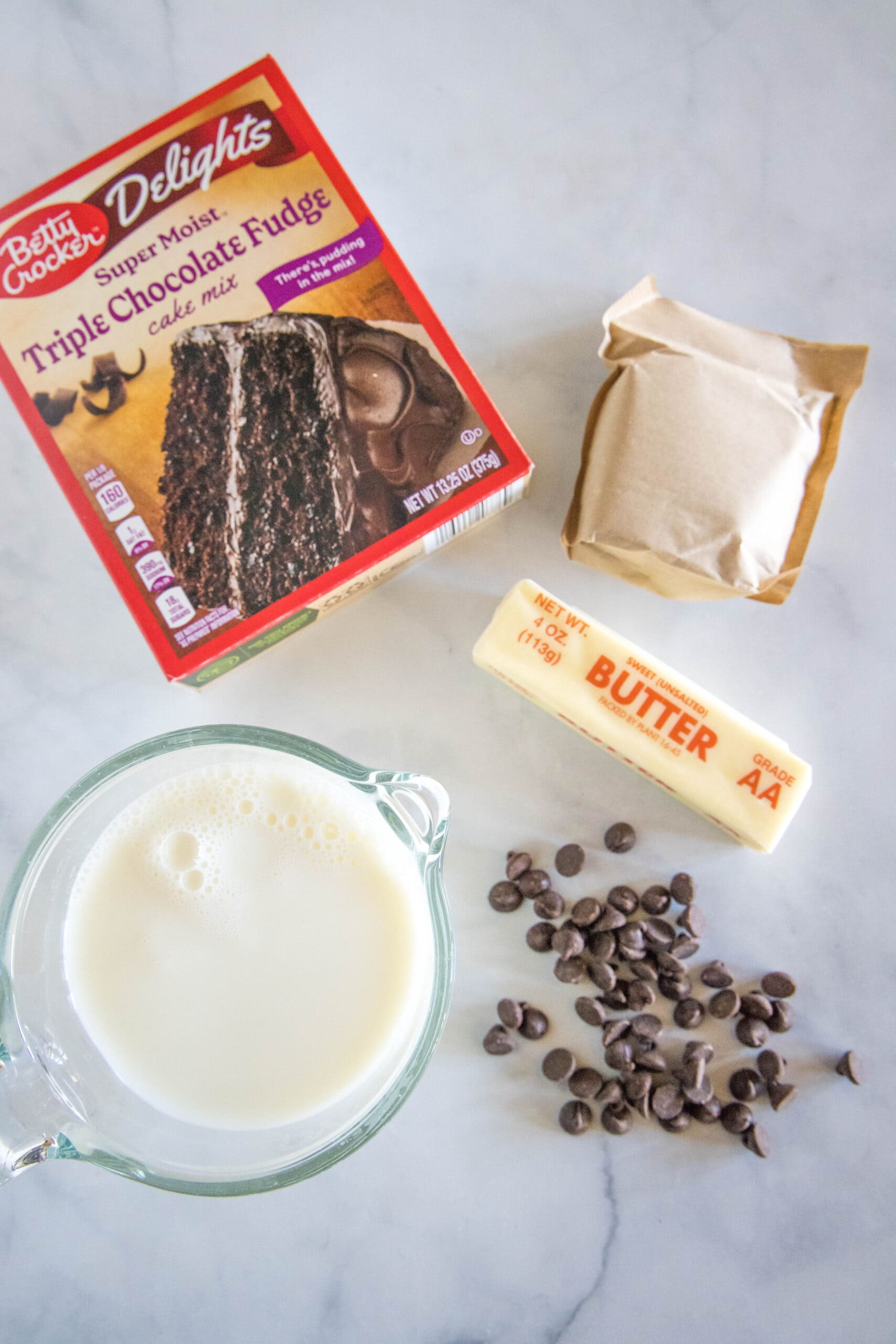 Ingredients for chocolate dump cake.