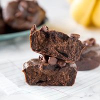 Chocolate Banana Oatmeal Blender Muffins - gluten free, healthy, muffins that will get your day started right! Super quick and easy and the freezer well too!