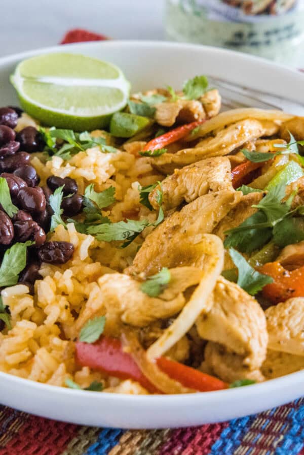 close up fajita bowls