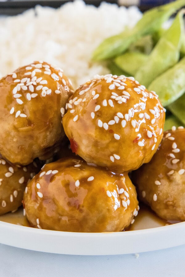 close up kung pao chicken meatballs