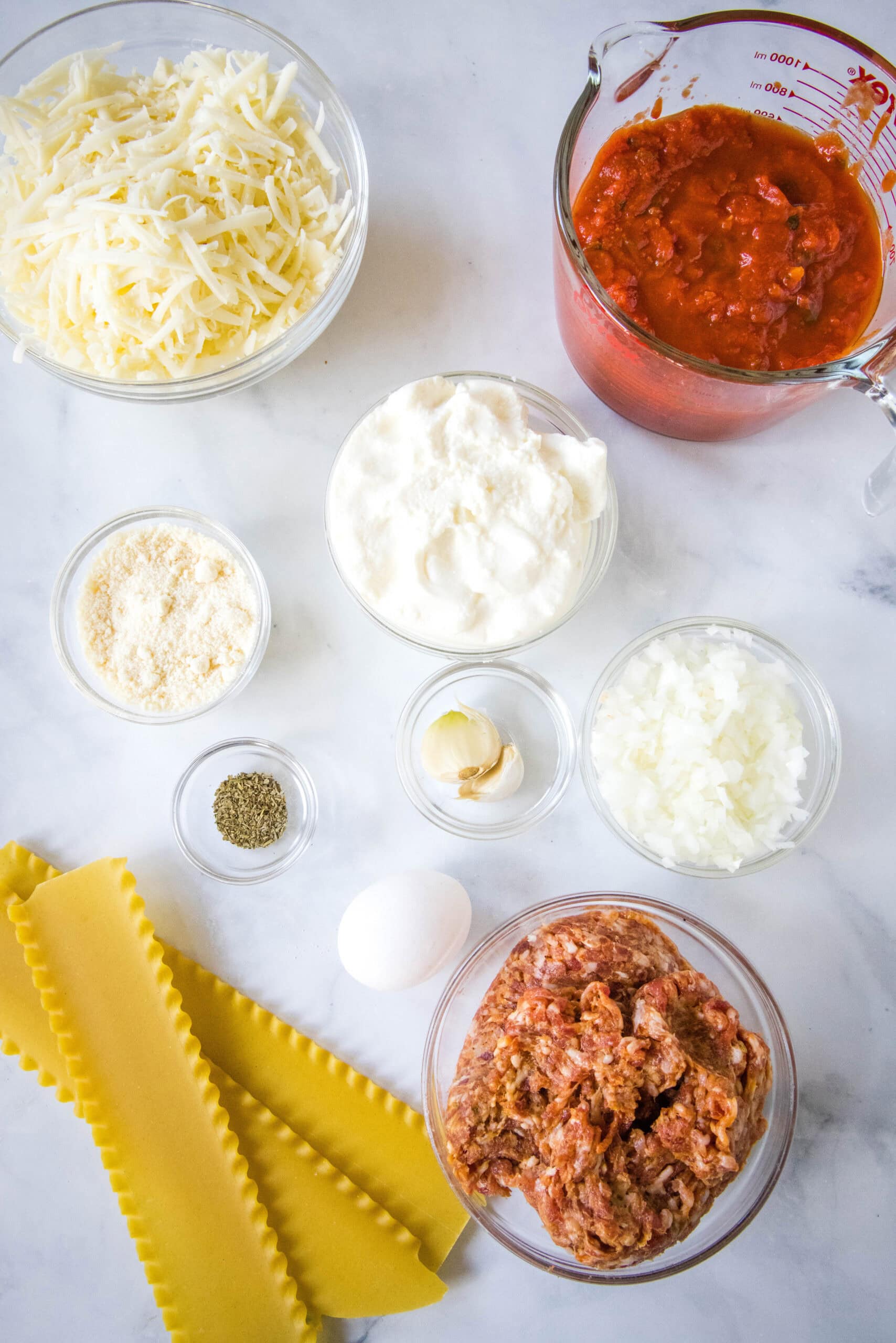 Ingredients for lasagna roll ups.