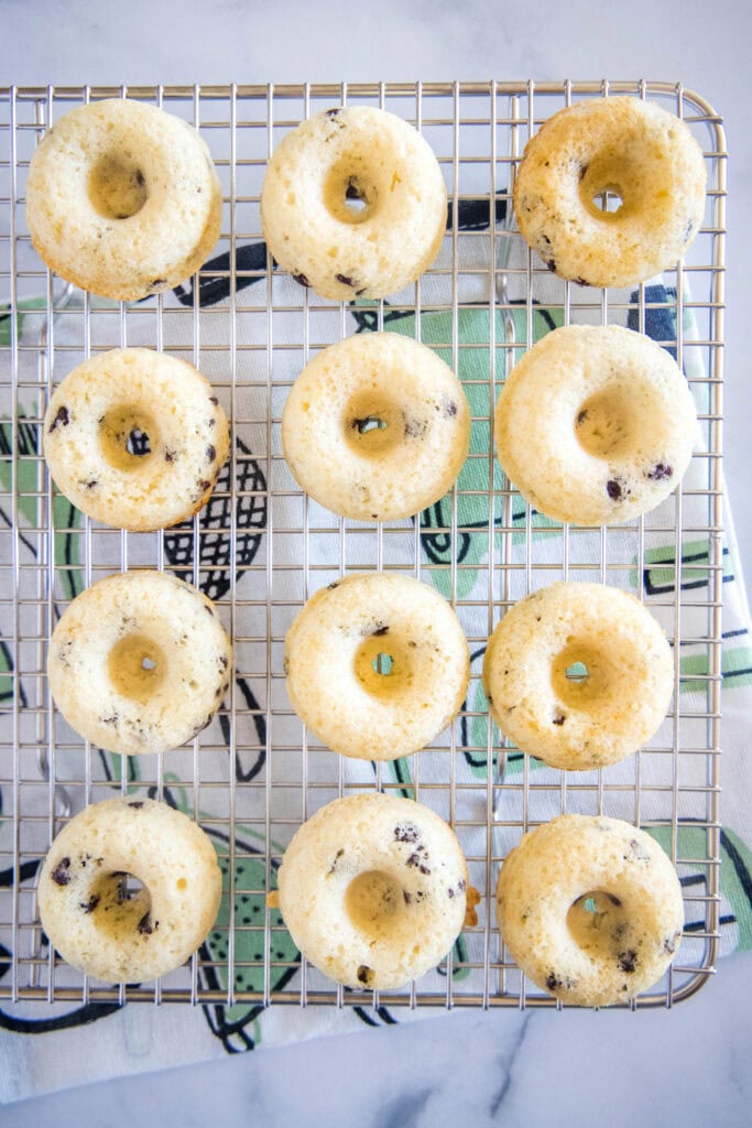 baked donuts on a cooling rack