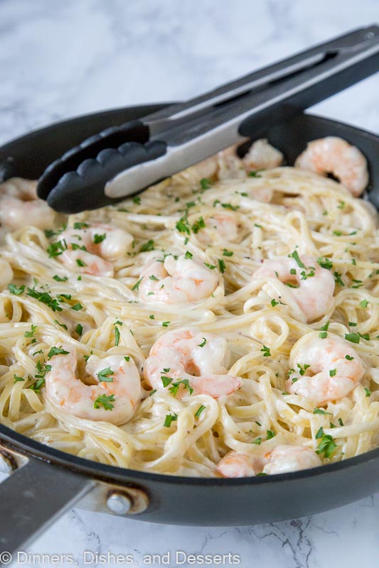 One Pan Fettuccine Alfredo with shrimp - a simple fettuccine Alfredo recipe made in one pan. Add shrimp to have a romantic and easy meal you can enjoy any night of the week.