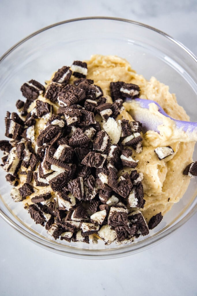 folding oreo cookies into muffin batter
