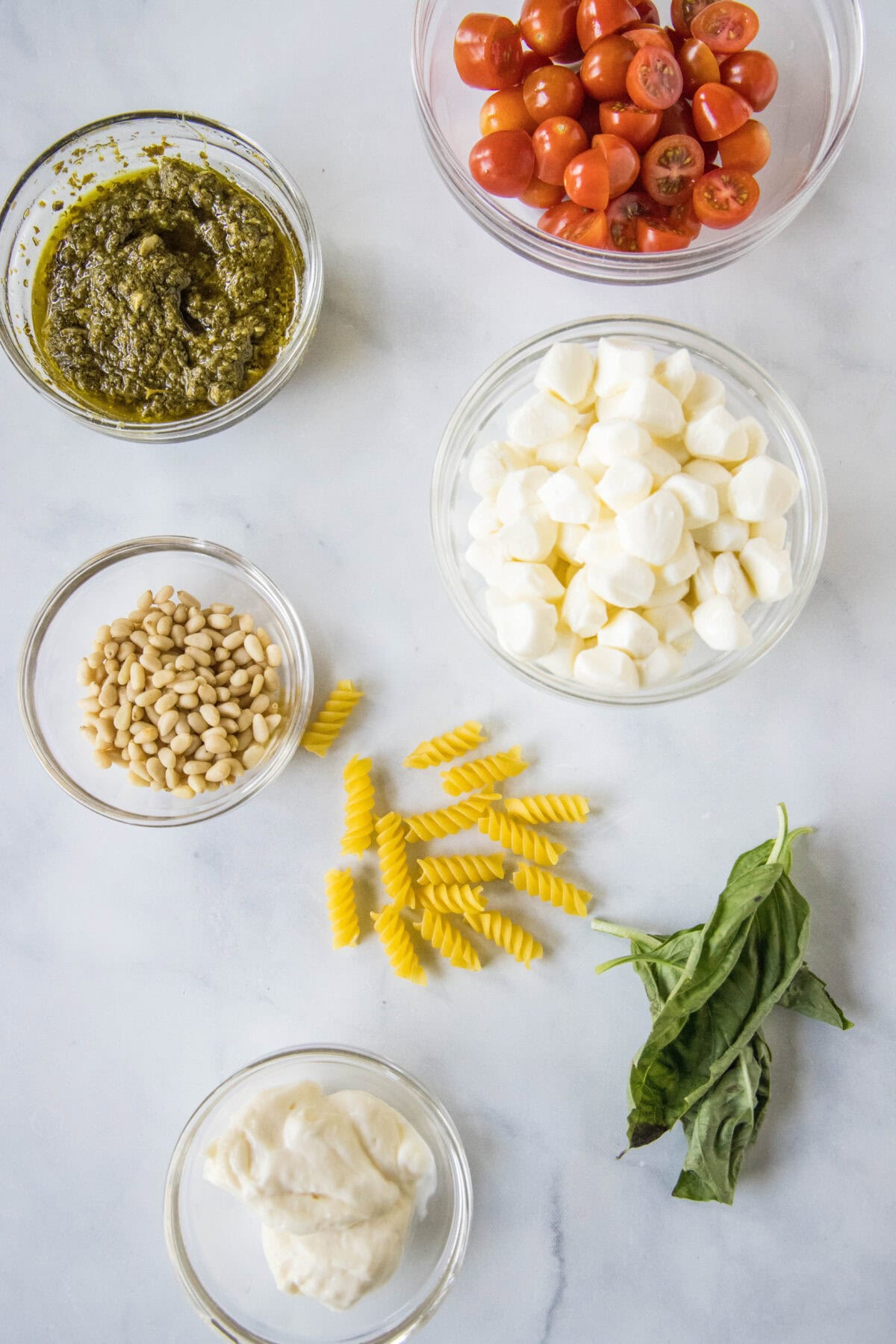 pesto pasta salad ingredients