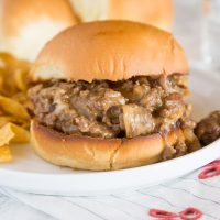Philly Cheesesteak Sloppy Joes - If you like sloppy Joes and like a Philly cheesesteak sandwich, you are going to love this quick and easy dinner.
