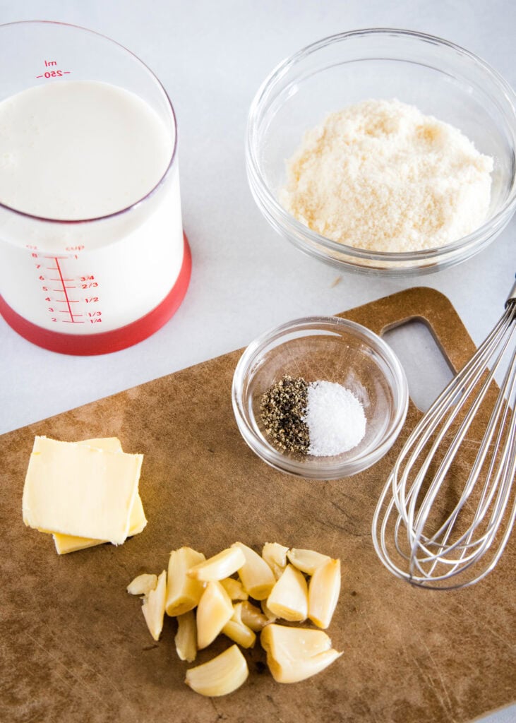 ingredients for roasted garlic cream sauce