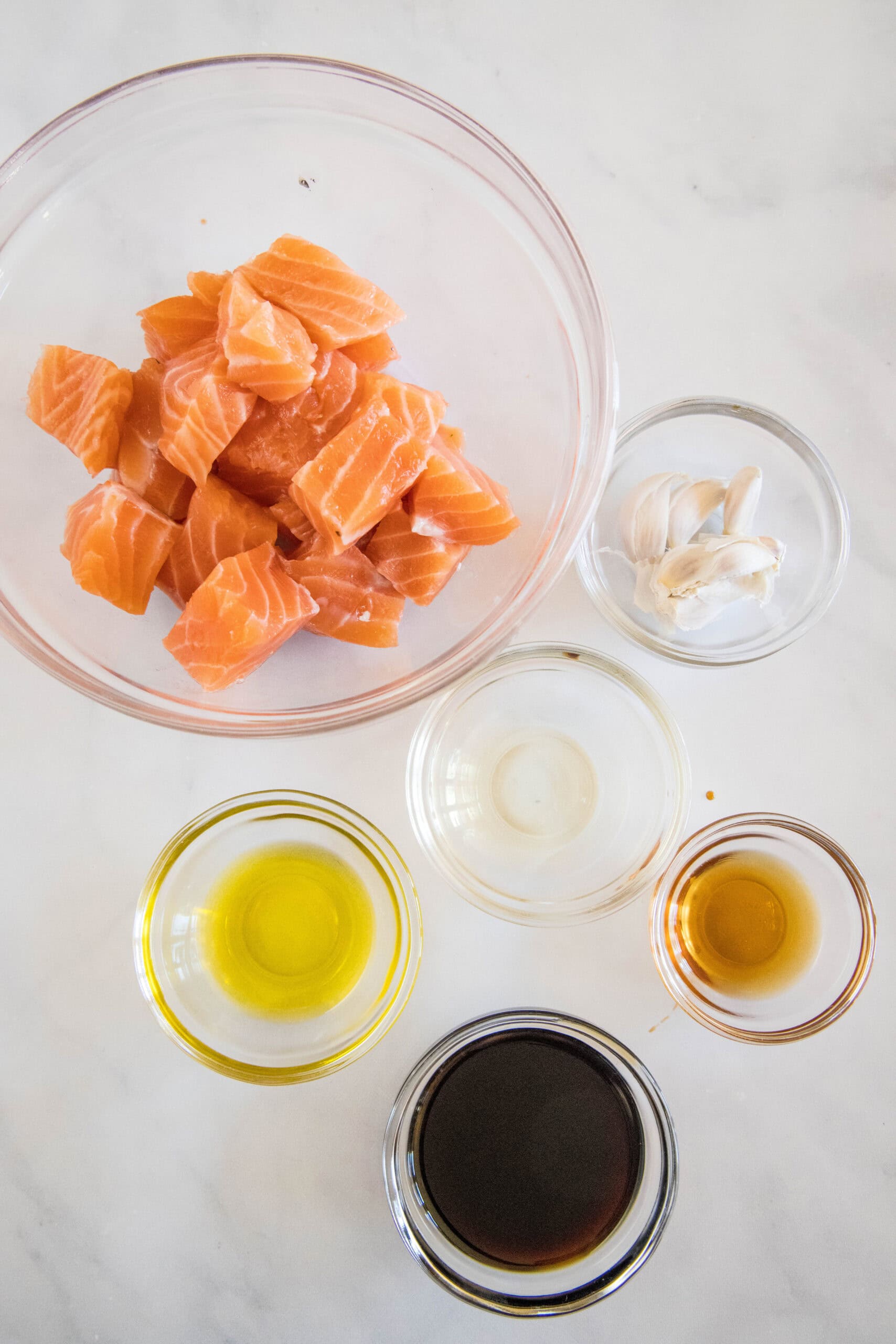 Ingredients for air fryer salmon bites.