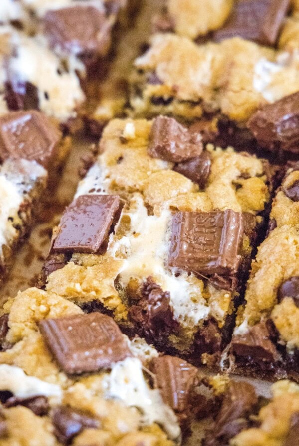 sliced s'mores bar cookies close up
