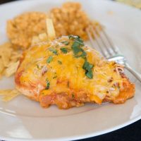Southwest Baked Chicken - a baked chicken recipe that is ready in no time, with tons of flavor. Just 4 ingredients and dinner is done!
