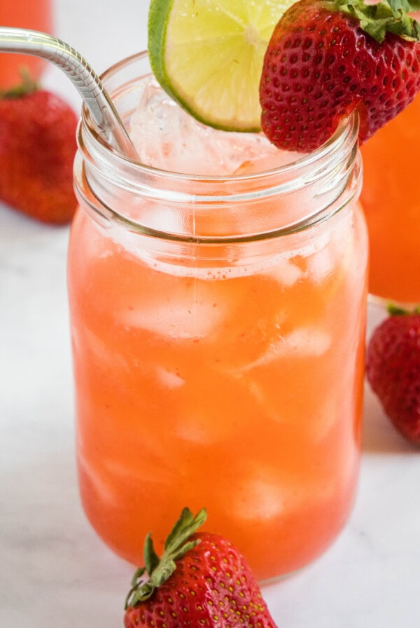 close up c glasses with fresh strawberry water