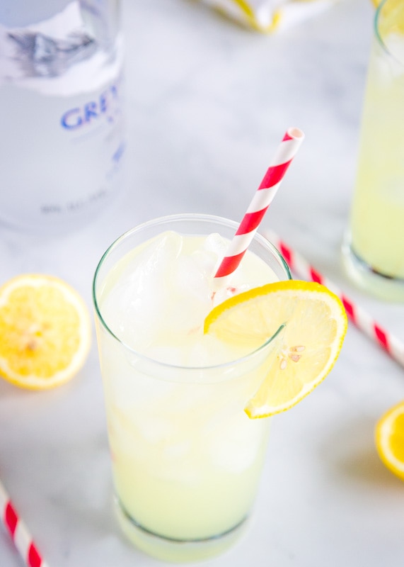 Vodka lemonade drink